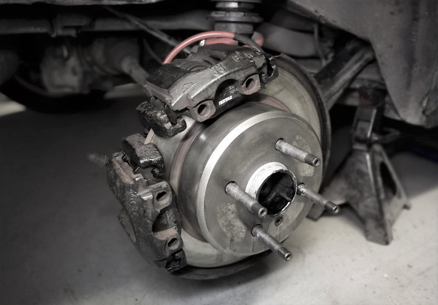 E30 Secondary Caliper Mount Kit (OE Caliper Style)