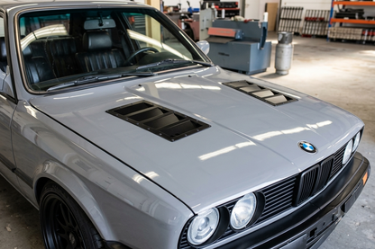 bmw e30 with hood vents