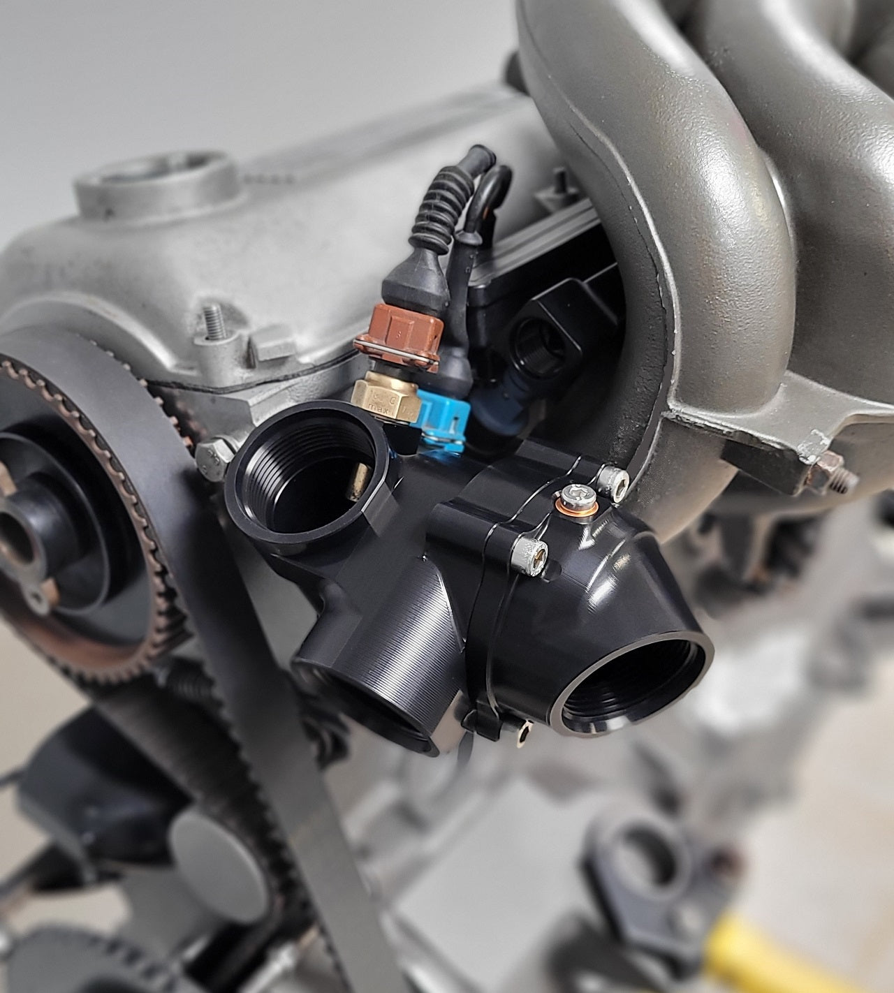 bmw thermostat housing for e30 engine