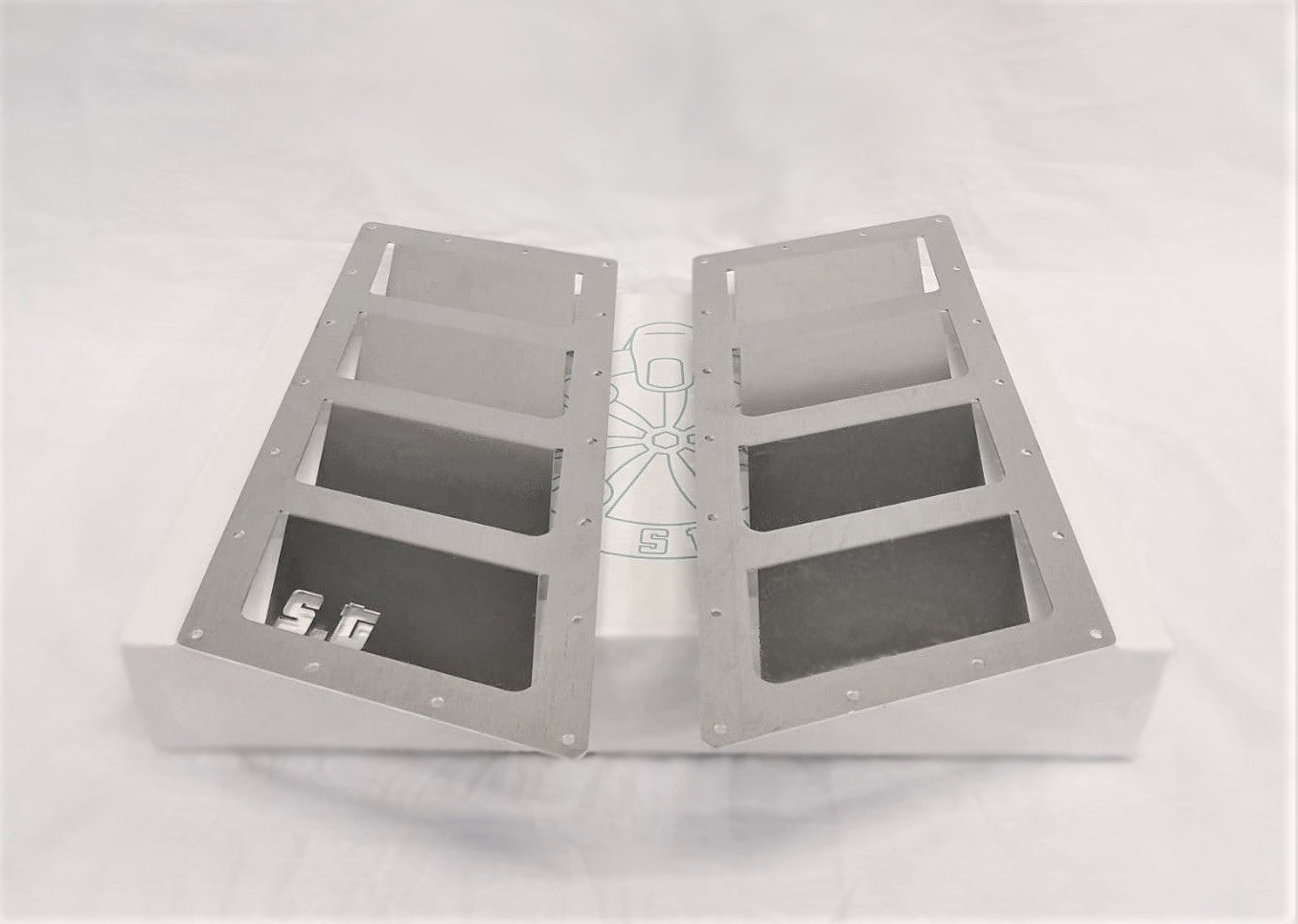 E46 M Style Hood Vent Set